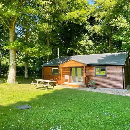 The Applewood Lodge Heytesbury Exterior photo